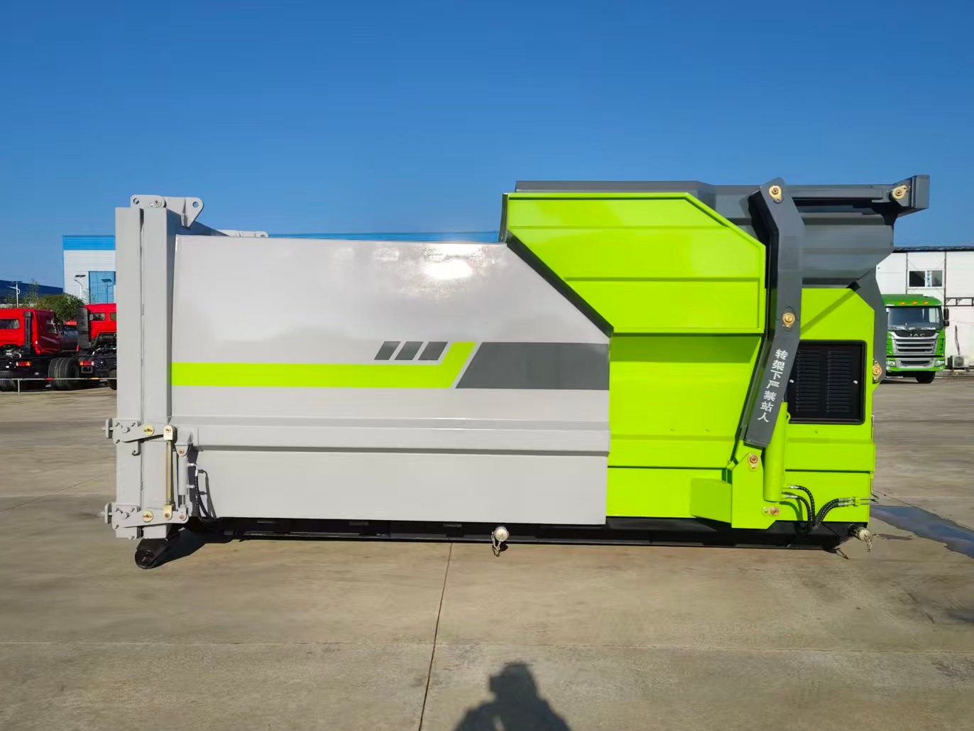 �°��Ƅ��������s��